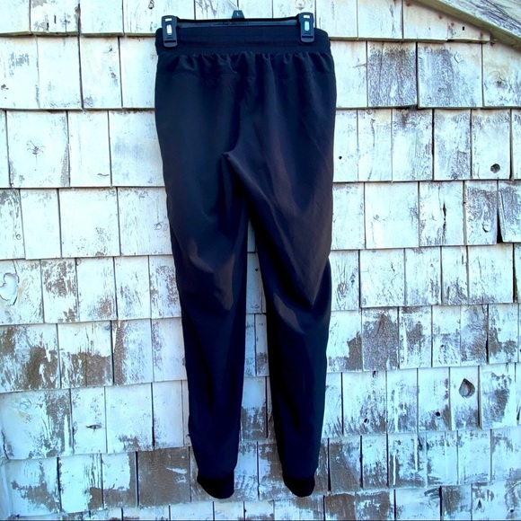 Rebook Track/Joggers Sports Pants - Picture 3 of 5